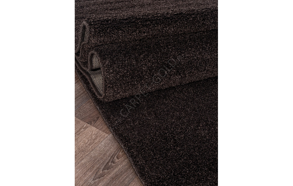Ковер с длинным ворсом из синтетики PLATINUM T600 - BROWN